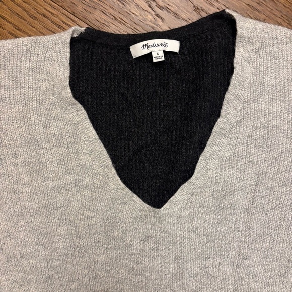 Madewell Warm Light V Neck Sweater - Picture 5 of 9